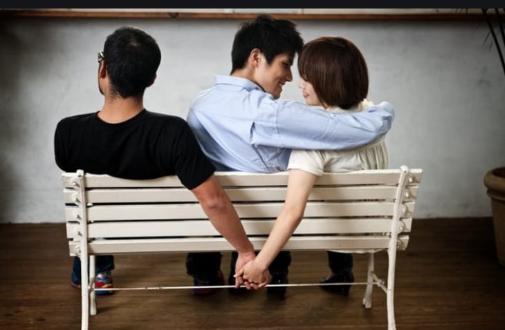 Giải mã giấc mơ vợ ngoại tình mang ý nghĩa gì? Nên đánh cặp số nào?