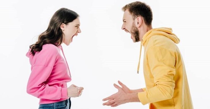 Nằm mơ thấy cãi nhau là điềm báo gì? Nên đánh con số nào dễ ăn?