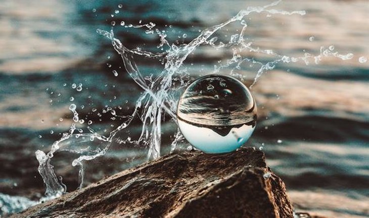 Giải mã giấc mơ thấy nước mang điềm báo gì? Đánh con số nào dễ ăn?