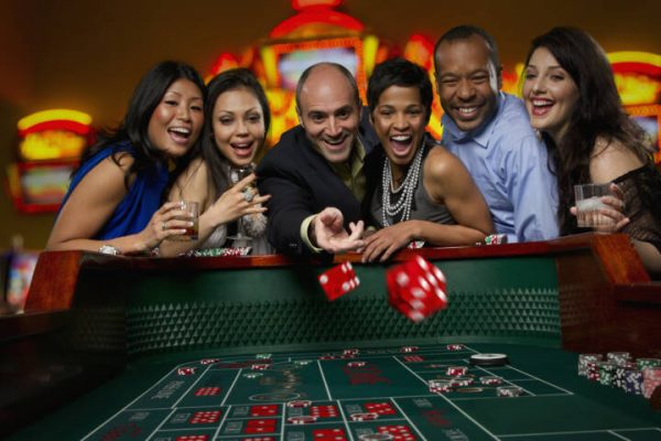 Một sòng casino online chất lượng sẽ phát triển đa dạng trò chơi để người chơi thỏa sức giải trí. Một sòng casino online chất lượng sẽ phát triển đa dạng trò chơi để người chơi thỏa sức giải trí.