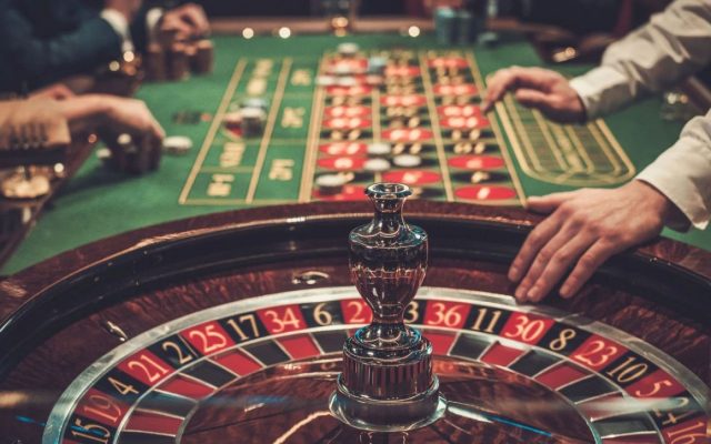 Từ casino truyền thống chuyển đổi qua casino online