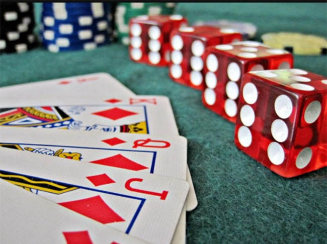 Khi xuất hiện các trò chơi bài truyền thống ở diễn đàn casino online Khi xuất hiện các trò chơi bài truyền thống ở diễn đàn casino online