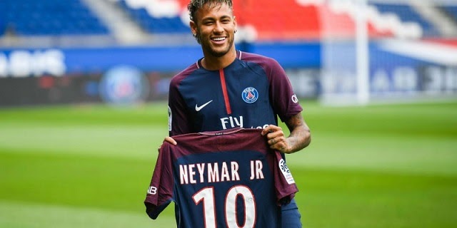 Neymar chiều cao thu hút rất nhiều sự quan tâm