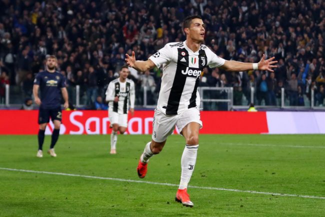 Tổng cộng đã có 50 lần Ronaldo Hat-trick được ghi vào lịch sử