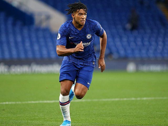 Màn trình diễn thuyết phục của James giúp anh nhận được những giải thưởng cá nhân danh giá