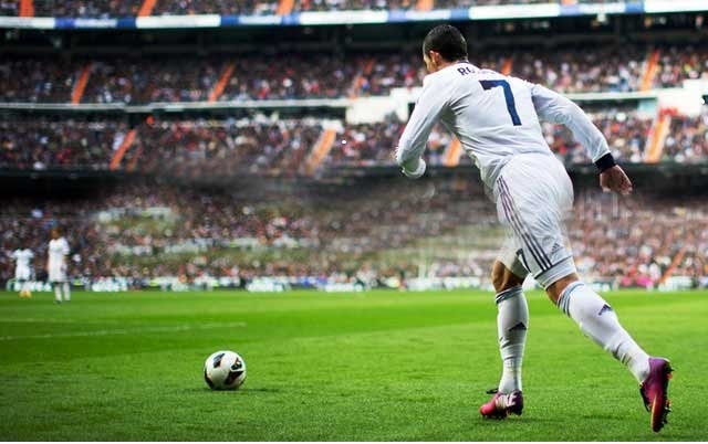 Hướng dẫn cách sút bóng mạnh nhất chuẩn như siêu sao bóng đá