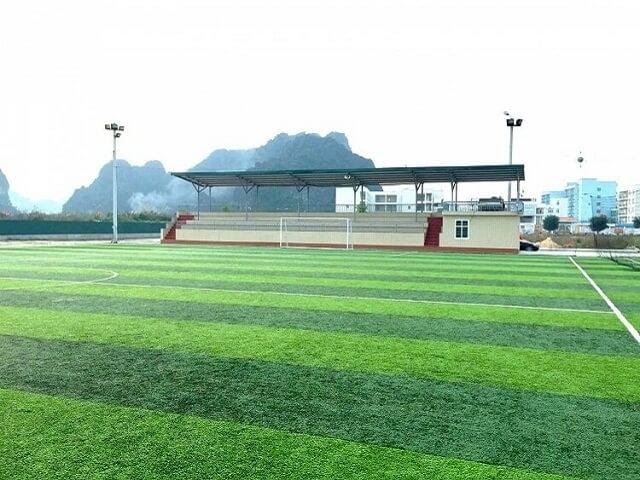 [Giải đáp] Tổng tất cả chi phí làm sân cỏ nhân tạo là bao nhiêu?