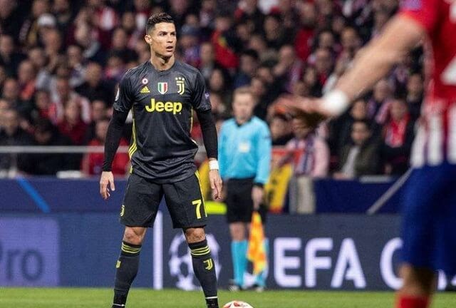 Tìm hiểu cách sút phạt của Ronaldo khiến ai cũng thán phục 