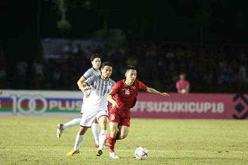 Chiến thuật phòng ngự phản công của đội hình 4141 giúp các tiền đạo dễ dàng ghi bàn