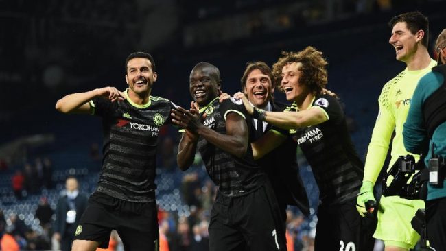 Đội hình 343 hướng đến bóng đá tấn công