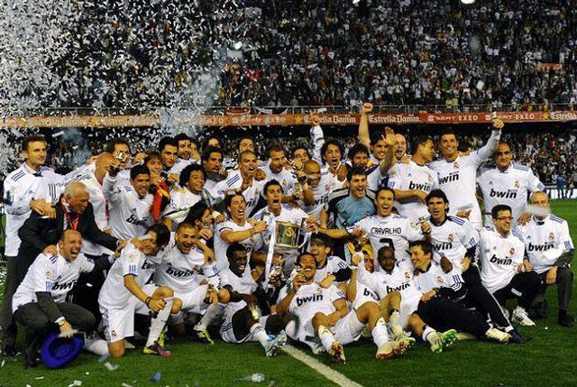 Sự khác biệt giữa đội hình Real Madrid 2014 và Real Madrid 2002