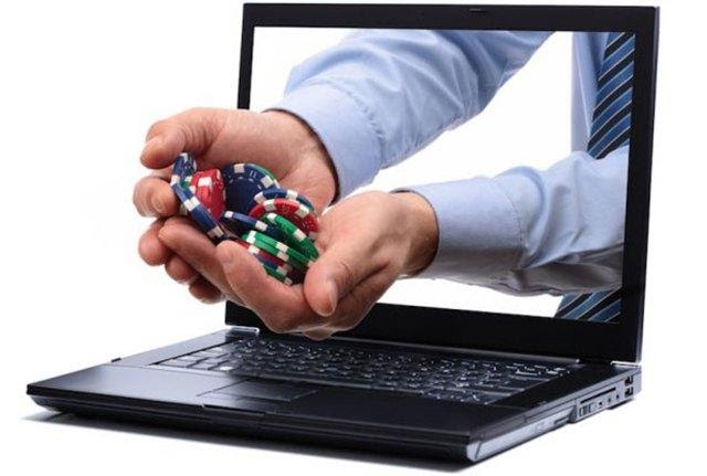 Cá độ bóng đá qua mạng vừa mang đến lợi ích nhưng lại vừa tồn tại những rủi ro