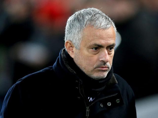 Thông tin ” Mourinho bị sa thải ” – Tin đồn thực hư thế nào?