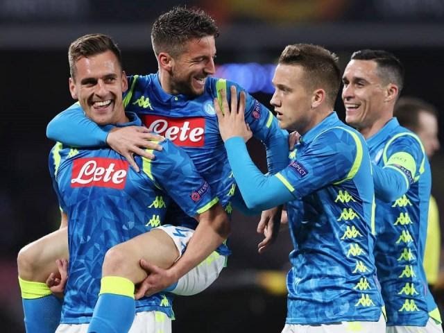 Napoli đội hình – Khám phá đôi bóng từng làm điên đảo một thời