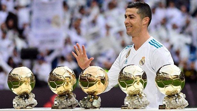 Ronaldo có bao nhiêu quả bóng vàng? Không phải ai cũng biết