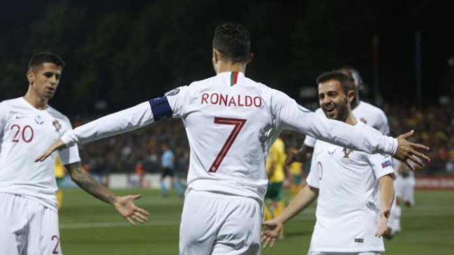 Ronaldo có số lượng Poker lớn nhất thế giới