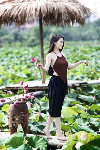 Tất tần tật các thông tin về em gái Công Vinh, cùng các lùm xùm xung quanh