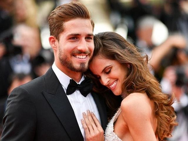 Abbey Clancy – vợ cầu thủ Peter Crouch là một trong những nàng Wags nóng bỏng nhất thế giới